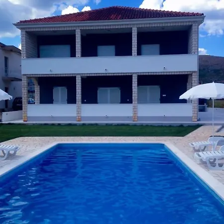 Apartman Teo Trogir-seget *