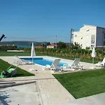 Teo Trogir-seget Apartment