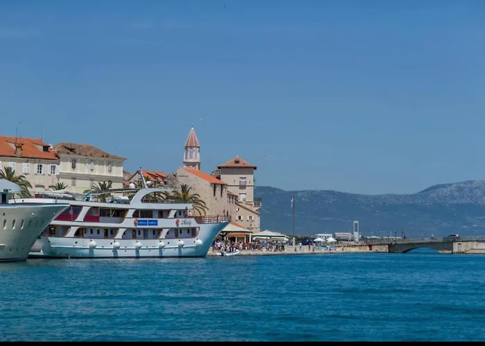 Appartamento Teo Trogir-seget Traù