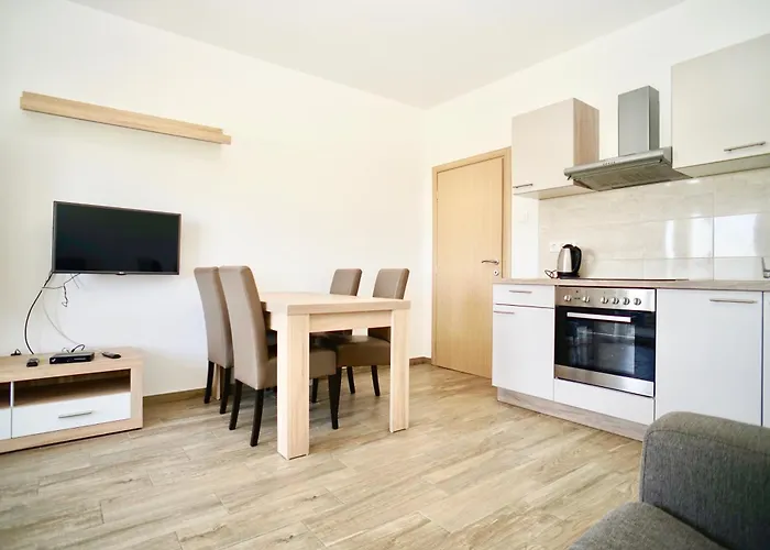 Appartamento Teo Trogir-seget *